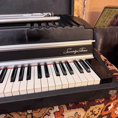 Vintage 1980 Fender Rhodes Mark Two MKII Stage 73 Electric Piano w/ Legs Pedal image 4