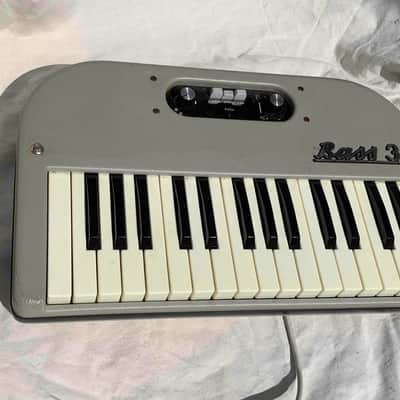 Hohner Bass 3 220v version PRO SERVICED/WARRANTY image 11