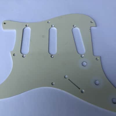 Fender Stratocaster AVRI 1986 White Lefty image 6
