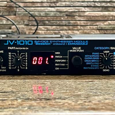 Roland JV-1010 64-Voice Synthesizer Module | Reverb Canada