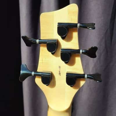 Overwater Progress Series IV Custom 5 String Fretless image 12