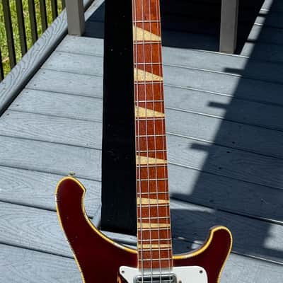 Rickenbacker 4001 Bass 1971 - ultra rare Burgundyglo & Checkerboard Bound & she had a few good gigs ! image 7