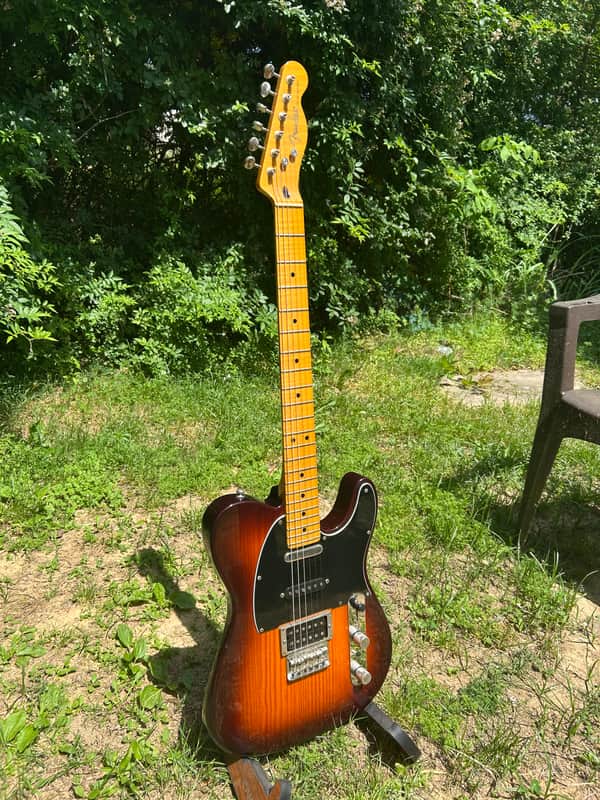 Fender Modern Player Telecaster Plus 2012 - 2018 - Honey Burst