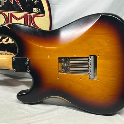 Fender Road Worn '60s Stratocaster Strat Electric Guitar - 3-Color Sunburst image 11