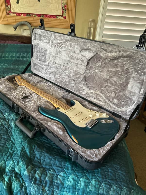 Fender American Series Stratocaster with Maple Fretboard