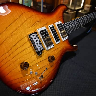 2025 PRS Wood Library Swamp Ash Special - Dark Cherry Sunburst Guitar #7357 image 4