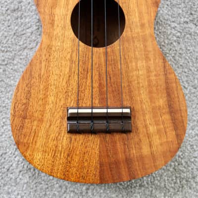 2001 G String Ukulele Co. Koa Longneck Soprano Ukulele W/ Carrying Case image 4