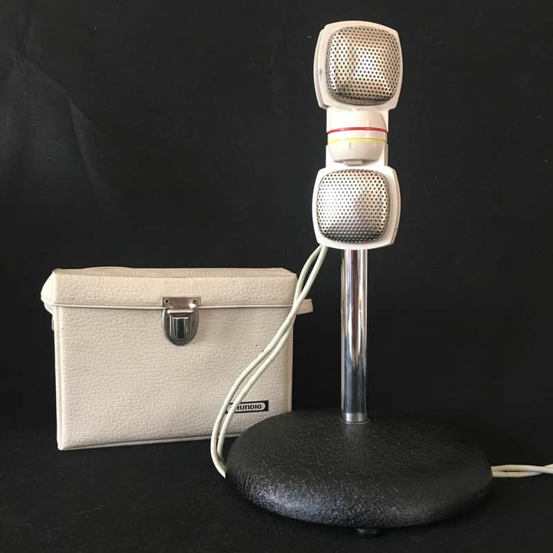 Grundig GDSM 202 Stereo Dynamic Microphone image 1