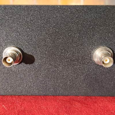 Shure Lot of Wireless Receivers & Antenna ULXS4 & 2 Each Of UC4-UA w/ Mini XLR Adapters & 6 Antenna image 21