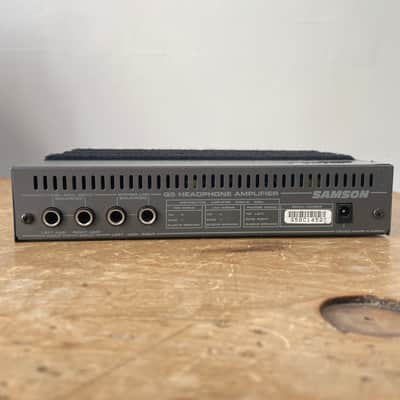 Samson Q5 Half Rack Headphone Amplifier image 8