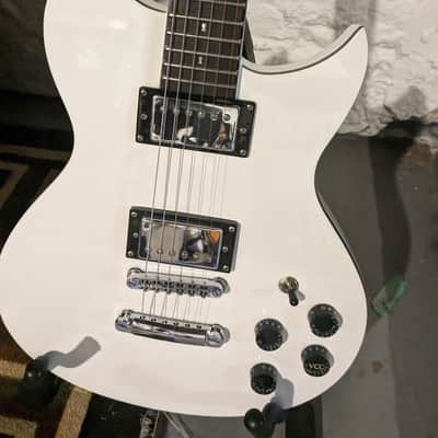 Washburn WI26 Joe Trohman signature - White image 3