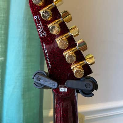 ESP LTD KH-V Red Sparkle – Kirk Hammett Signature | EMG Bone Breakers | ESP Deluxe Case image 14