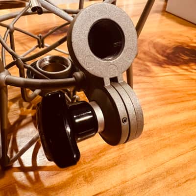 Neumann U 87 Ai Studio Set  Nickel image 5