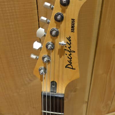 Yamaha Pacifica 604 image 5