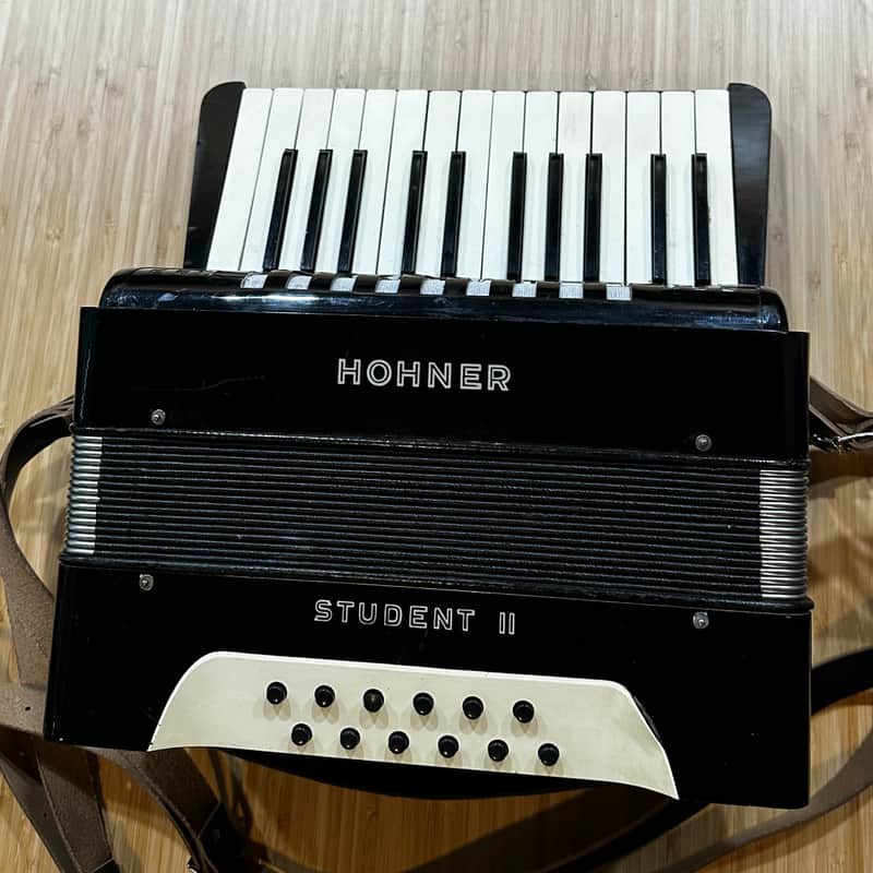 1939/40 PRE-WAR Hohner Student II (Serial #89139) | COLLECTOR GRADE | Original Condition & Freshly Tuned image 1