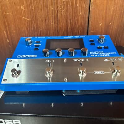 BOSS SY-300 Guitar Synthesizer w/ box, power supply image 6