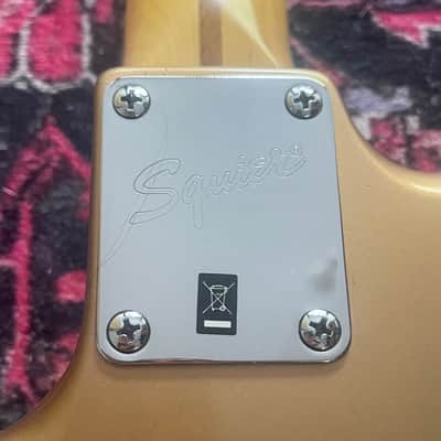 Squier Vintage Modified Bass VI 2015 - Golden. image 9