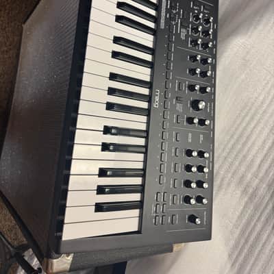 Moog Messenger 32-Key Monophonic Synthesizer 2025 - Present - Black image 2