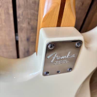 Fender American Standard Stratocaster with Rosewood Fretboard 2011 - Olympic White image 15
