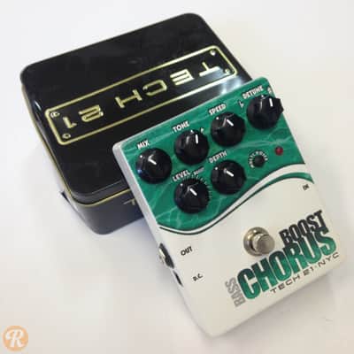 Tech 21 Bass Boost Chorus | Reverb