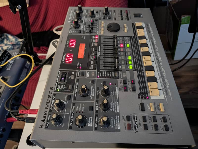 Roland MC-505 Groovebox 1998 - 2002 - Gray image 1