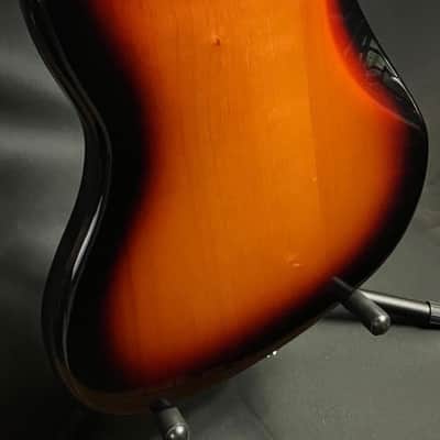 Fender Player Jaguar Electric Guitar 3- Tone Sunburst Finish image 8