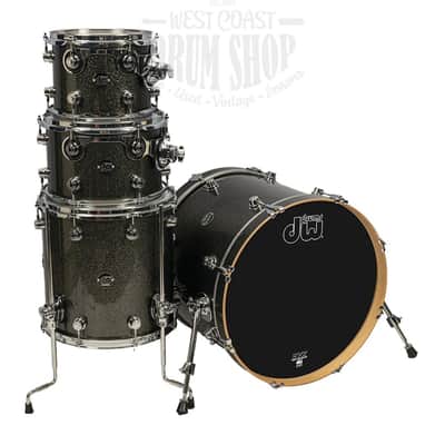 Immagine Used DW Performance 4-Piece with 20" Kick Pewter Sparkle - 1