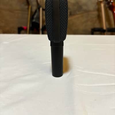 Sennheiser e906 Supercardioid Dynamic Instrument Microphone 2004 - Present Black image 5