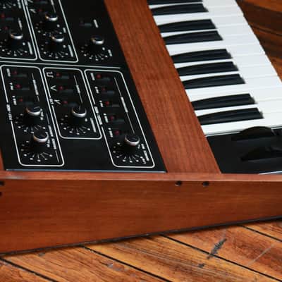 Sequential Prophet 5 Rev 3.2 61-Key 5-Voice Polyphonic Synthesizer (Serial no. 5418) image 5