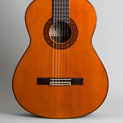Seji Shinano  No. 40 Classical Guitar,  c. 1968, original black hard shell case. image 3