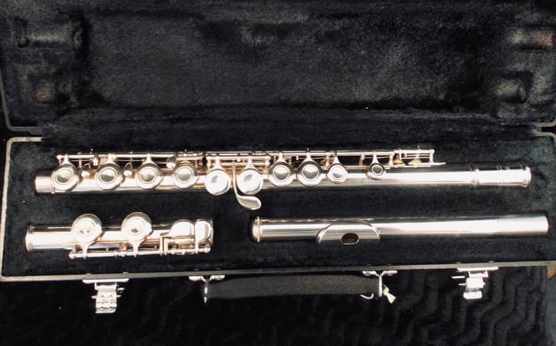 💥Yamaha YFL-225 11 Flute image 1