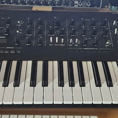 Korg Prologue 16 with extras