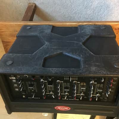 SKB 106 DJ Portable DJ Rack with Cover Black image 10