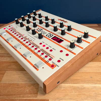 [Mint] JoMox Xbase 09 Classic Hybrid Analog & Digital Drum Machine image 4