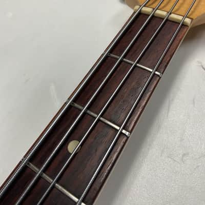 Fender Musicmaster Bass 1975 - Olympic White image 6