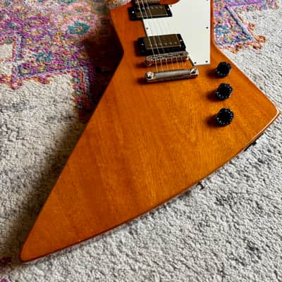 Gibson Explorer 2019 Antique Natural image 5