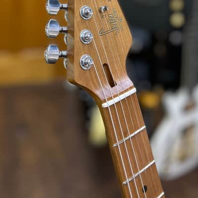 Sugi Rainmaker USA Custom Shop - 2-Tone Gold Burst image 15