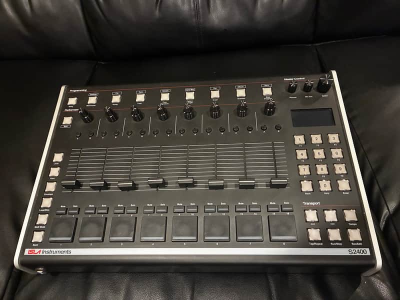 Isla Instruments S2400 Desktop Sampler 2019 - Present - Black image 1
