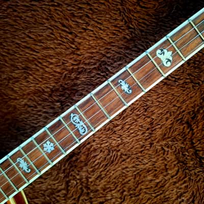 Beautiful Vintage 1970s Tenor Banjo In Great Condition Plays And Sounds Great A Beautiful Piece Of Art Made In Germany image 3