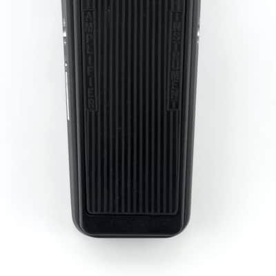 Dunlop Original Cry Baby Wah Guitar Effects Pedal Classic image 4