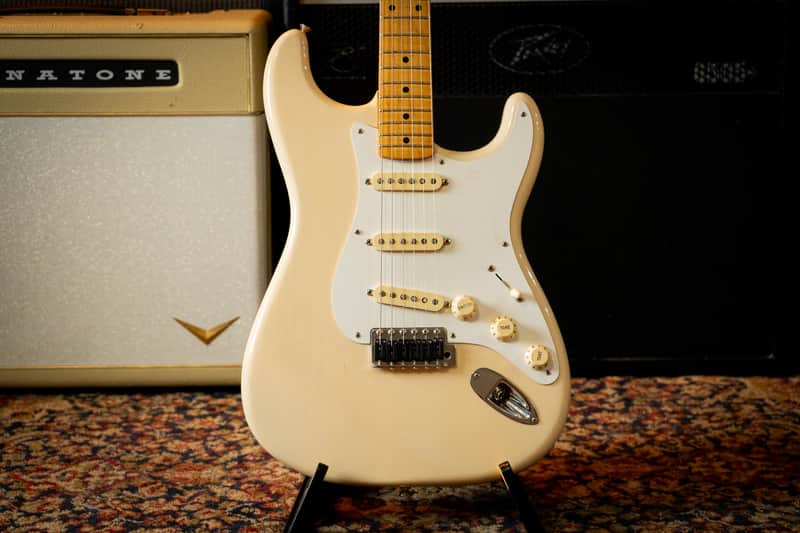 Fender Vintera ’50s Stratocaster – 2019 – White Blonde – Very Good Condition – Upgraded Graph Tech Saddles – w/ Gig Bag