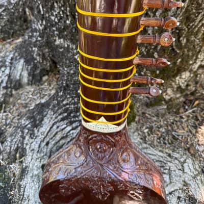 Maharaja Electric Sitar Studio Edition- Built in Pickup- Excellent Condition- Gig Bag Included image 16
