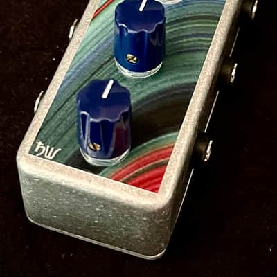 Saturnworks Triple 3 Dying Battery Simulator Voltage Sag Pedal with Lumberg Jacks - Handmade in California image 1