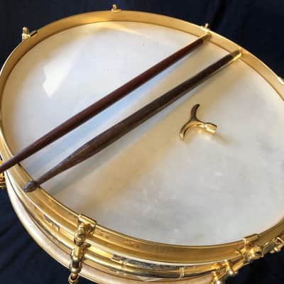 Ludwig 14″x 4″ William S. Hart Jr. Gold Snare. The “Holy Grail” Of All Vintage Drums 1925 - Gold Plated, Brass Shelled image 1