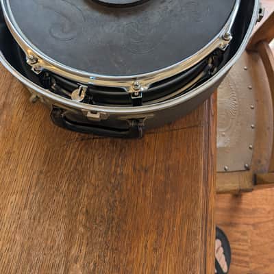 Ludwig Acrolite 5x14" 8-Lug Aluminum Snare Drum with Pointed Blue/Olive Badge image 8