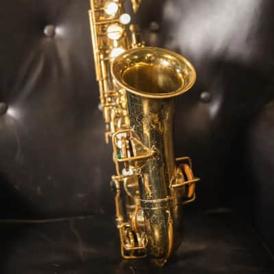 Martin Late 20's Low Pitch Alto Saxophone with Hardshell Case - Used image 2