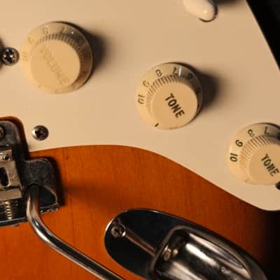 Fender American Vintage '57 Stratocaster 1982 2 Color Sunburst Refin image 7