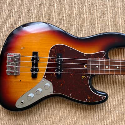Fender Jaco Pastorius Jazz Bass USA 2010 – Fretless – 3 Tone Sunburst – Hardcase image 3