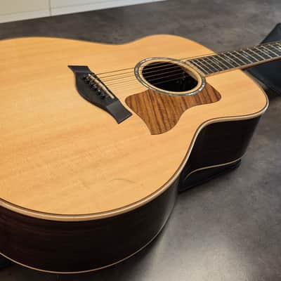 Taylor 818e ARTIST OWNED BY THE VAMPS Stage Played Pro USA Acoustic-Electric American 818 GO Grand Orchestra Jumbo 800 Series Celebrity Guitar image 16