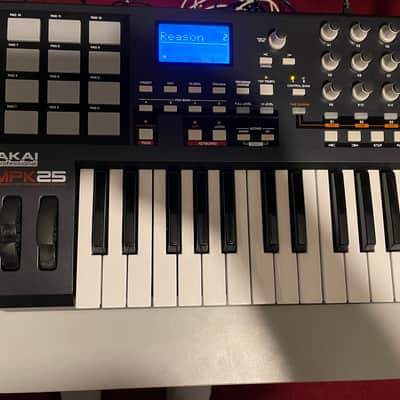 Akai MPK25 image 3
